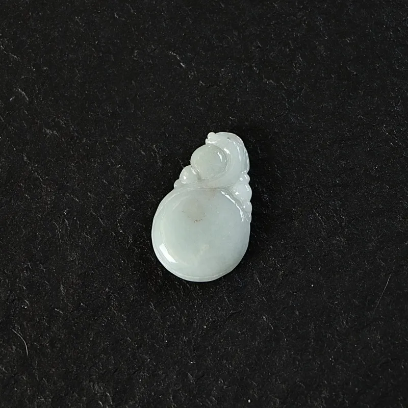 South Asia Bean Type Jadeite Pendants Unisex-1
