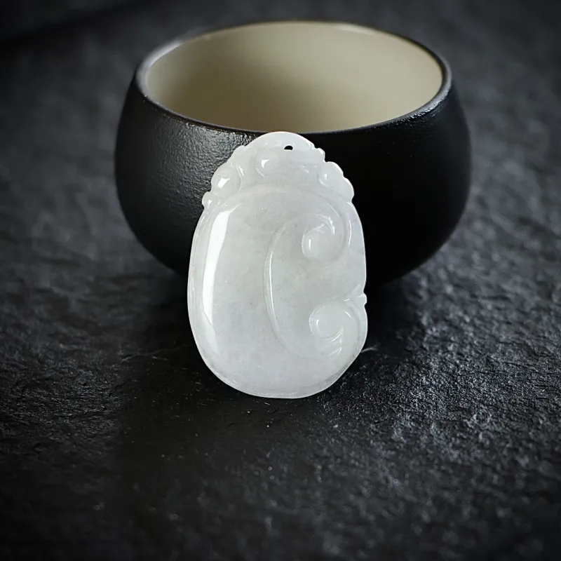 South Asia Bean Type Jadeite Pendants Unisex-3