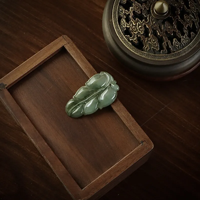 South Asia Bean Type Jadeite Pendants Unisex-5