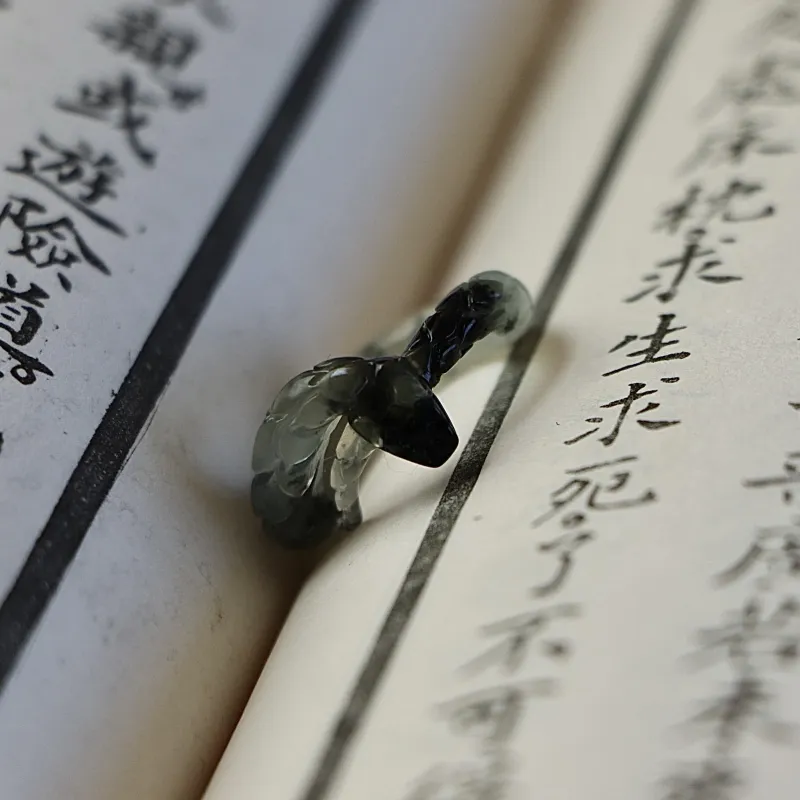 South Asia Serpentine Jade Rings Unisex-5