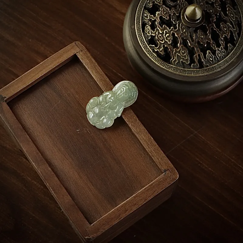 South Asia Bean Type Jadeite Pendants Unisex-4