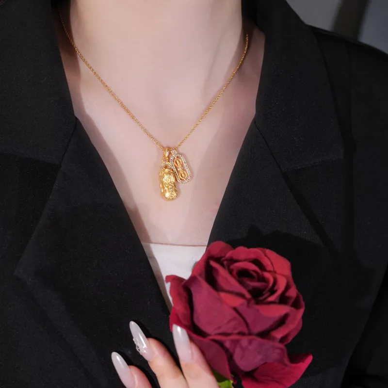 Right Hand Waiting Copper Alloy Necklaces Unisex-4