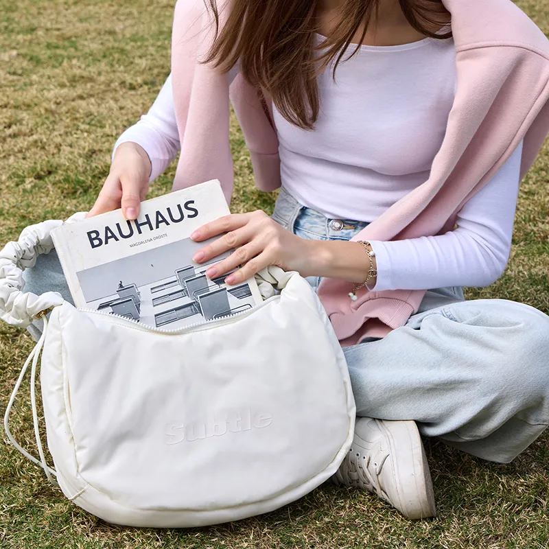 Subtle Fabric Cloud Shoulder Bag Unisex Ecru/Black-4