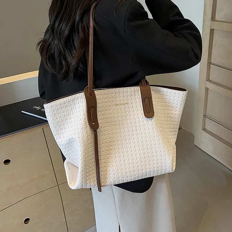 Simvay Clos PVC With Synthetic Leather Tote Bag Shopping Bag Shoulder Bag Large Size Women's Black/Ecru & Brown-12