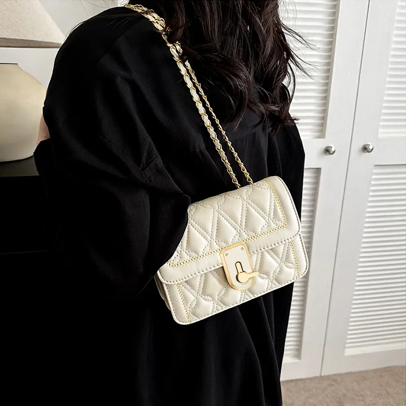 CinvaiKrose Cow Leather With Synthetic Leather Shoulder Bag Medium Size Women's Black/Ecru-6