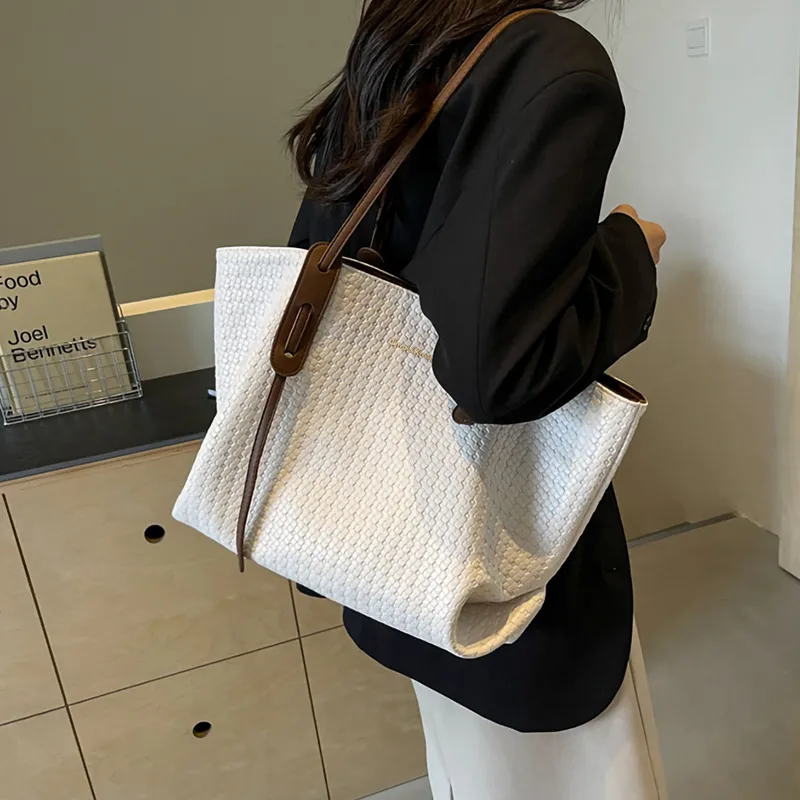 Simvay Clos PVC With Synthetic Leather Tote Bag Shopping Bag Shoulder Bag Large Size Women's Black/Ecru & Brown-10
