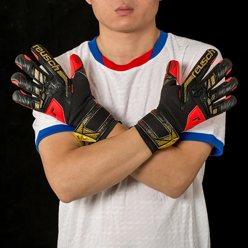 REUSCH Goalkeeper Gloves-11