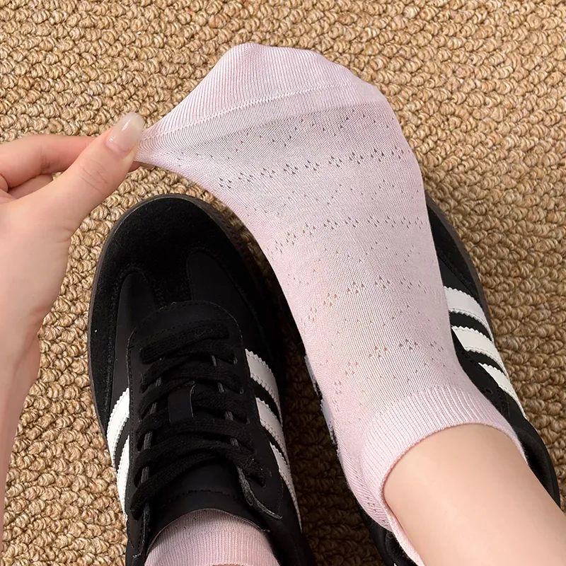 2323 Women's Mid Calf Socks-4