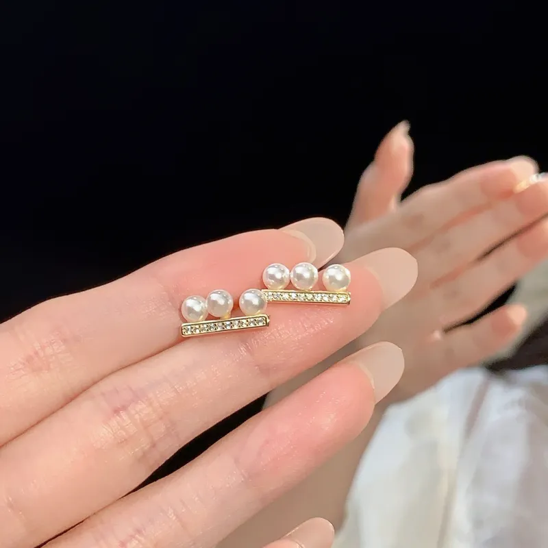 2323 S925 Silver Faux Pearl Stud Earrings Women's-5