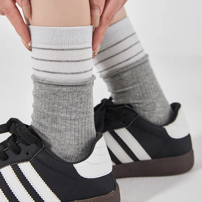 2323 Mid Calf Socks Women's Combo Set-2