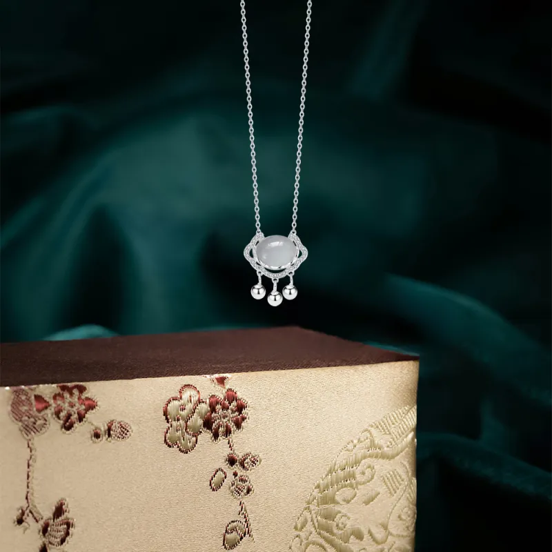 BLANK IN BLANK Chalcedony Jade Necklaces Women's-2