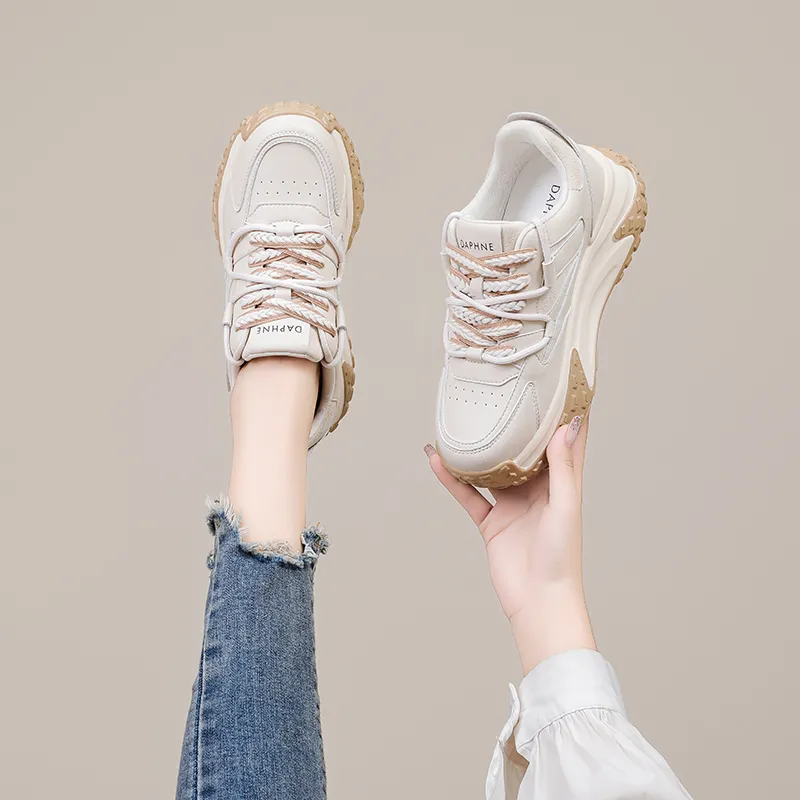 DAPHNE Low Top Casual Shoes 6.5cm Women's Beige-4