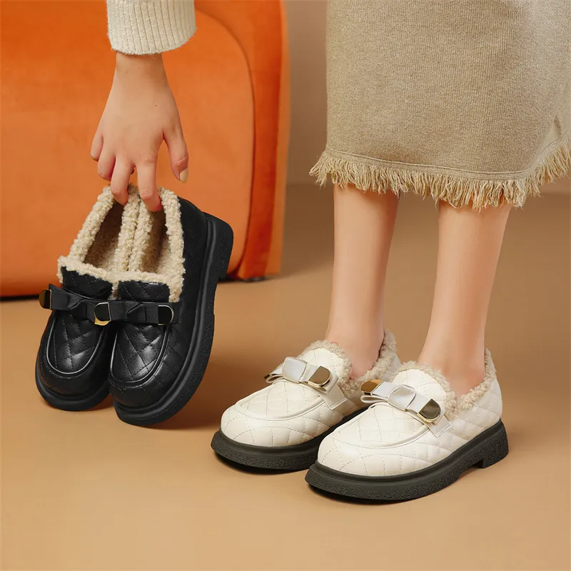 JOSINY Loafers Women's Black/Ecru-6
