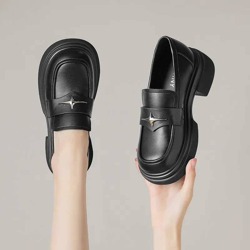 JOSINY Loafers Women's Black/Ecru-3