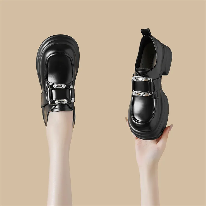 JOSINY Loafers Women's Black/Ecru-2