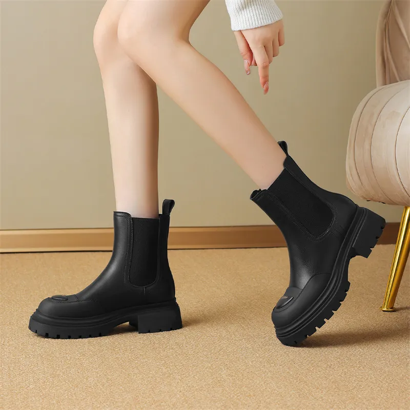 JOSINY Chelsea Boots Women's Black-3