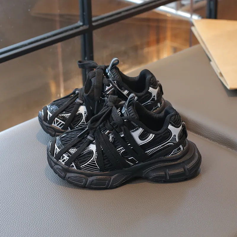 Tide Attack Slip Resistant Low Top Kids Lifestyle Shoes Kids'-4