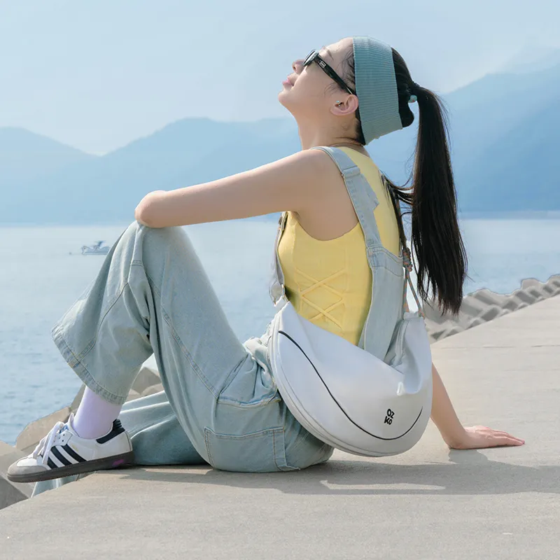 OZKO PU Dumpling Bag Shoulder Bag Large Size Women's Frost Moon White/Sunrise Blue-6