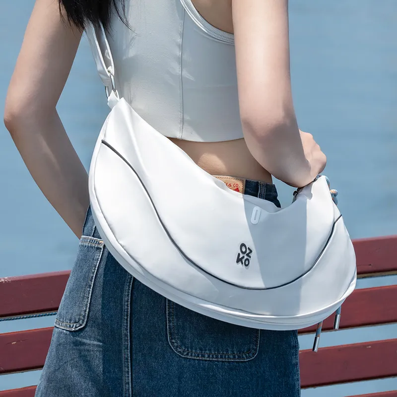 OZKO PU Dumpling Bag Shoulder Bag Large Size Women's Frost Moon White/Sunrise Blue-4