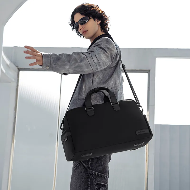 ARCTIC HUNTER Nylon One Shoulder Handbag Men's Black/Khaki-3