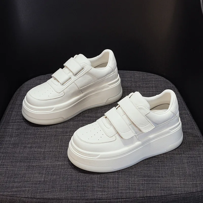 PLO CART Low Top Skateboard Shoes Women's White-1