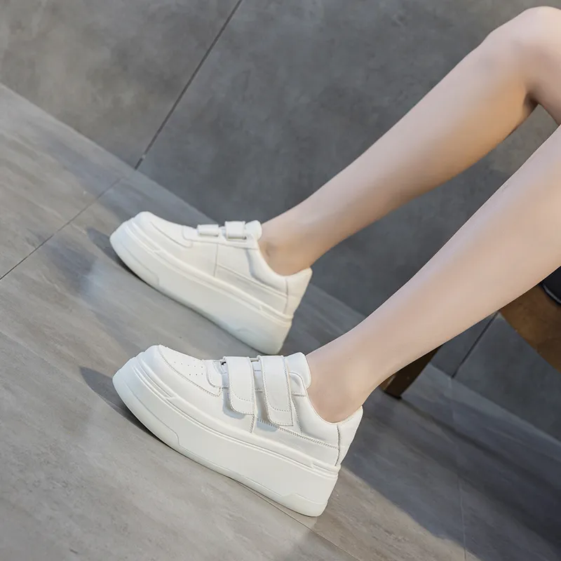 PLO CART Low Top Skateboard Shoes Women's White-4