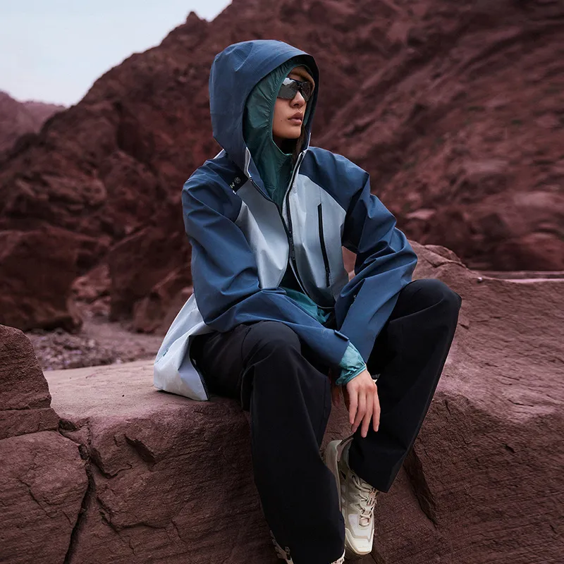 LiNing CF Tracing Wulong Armor Collection Water Repellent Windproof Hooded Windbreaker Jacket Unisex Milk Blue-3