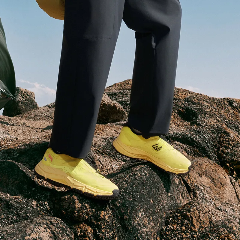 LiNing Yijie Lite V3 Cushioning Slip Resistant Low Top Hiking Shoes Men's Yellow Black-6