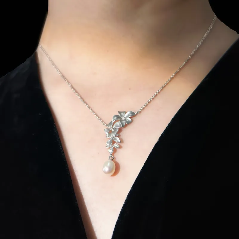 KOYOOME Pearl Y Letter Chain Women's-4