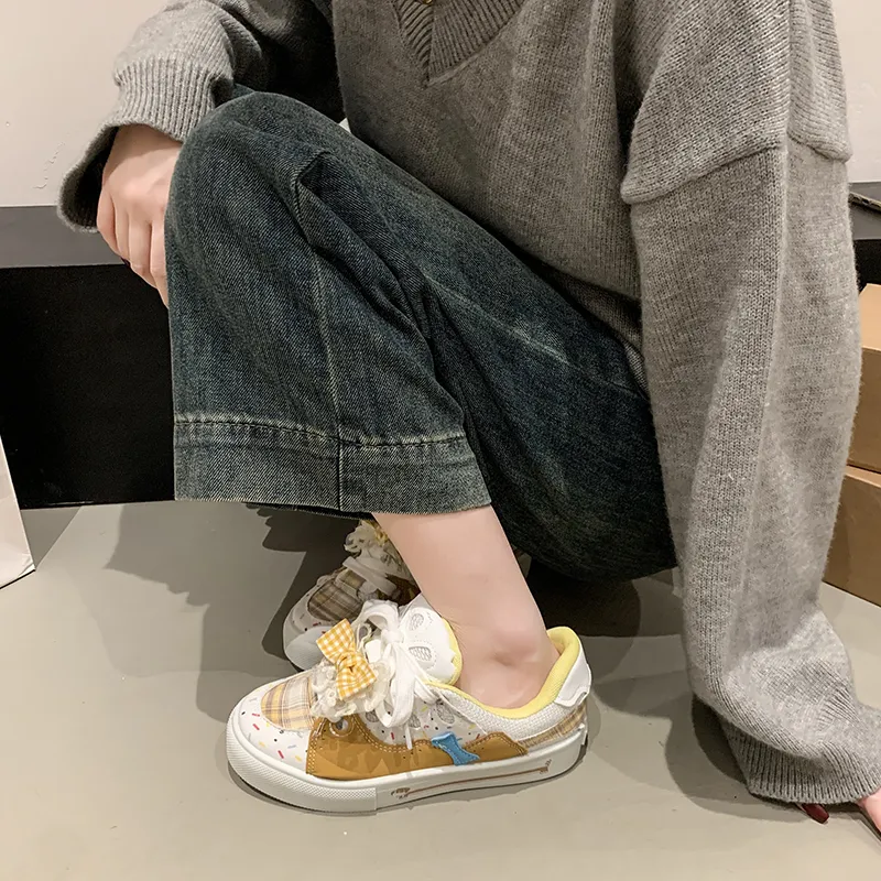 WJA Skateboard Shoes Women's Low Top Yellow-7
