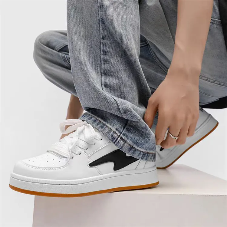 WJA Lightweight Wear Resistant And Slip Resistant Low Top Skateboard Shoes Men's Ecru-1