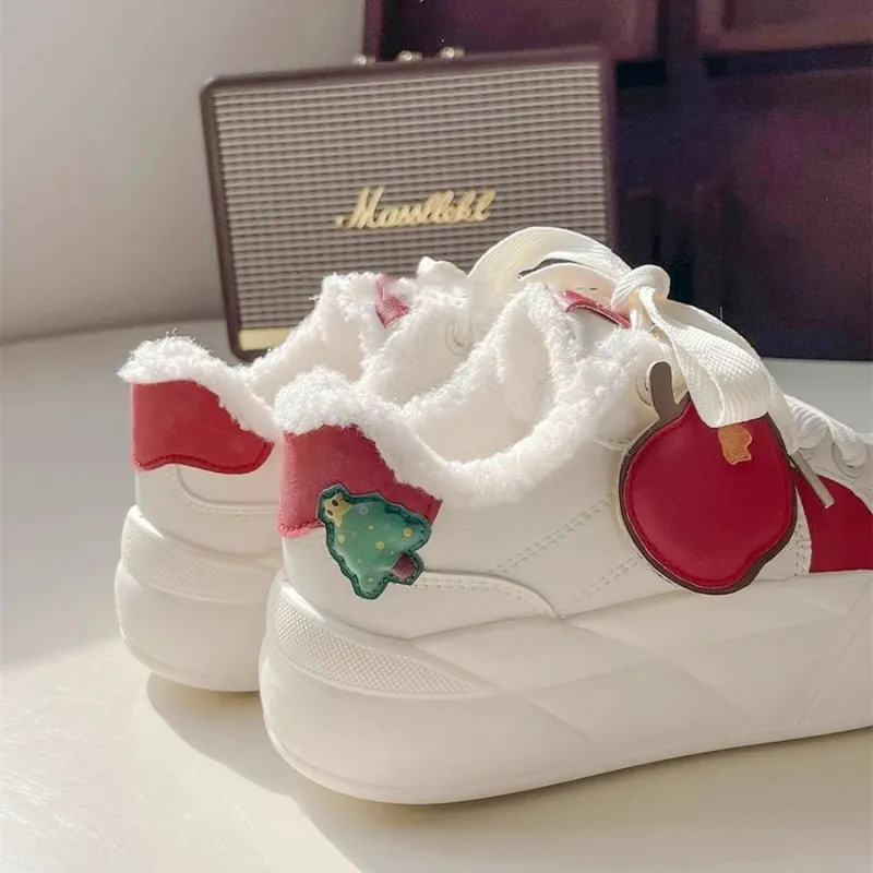 WJA Thermal Cushioning Coverage Abrasion Resistant Slip Resistant Low Top Skateboard Shoes Women's-3