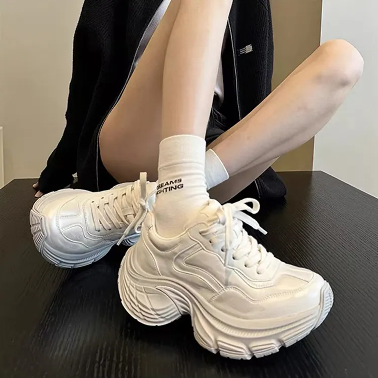 WJA Anti Slip Wear Resistant Low Top Chunky Sneakers Women's Champagne Silver-3