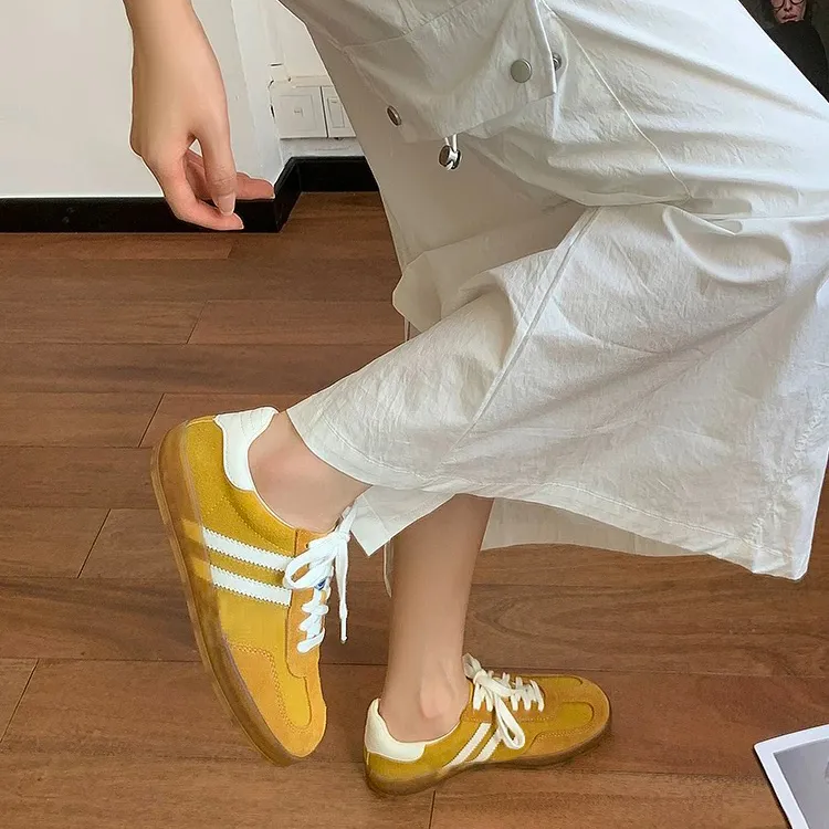 WJA Skateboard Shoes Women's Low Top Red/Blue/Yellow-9