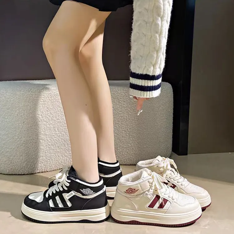WJA Coverage Warm Anti Slip And Wear Resistant Lightweight High Top Skateboard Shoes Women's Black White-4