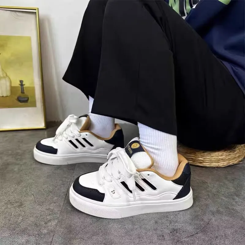 WJA Anti Slip Wear Resistant Lightweight Breathable Low Top Skateboard Shoes Women's Black White-1