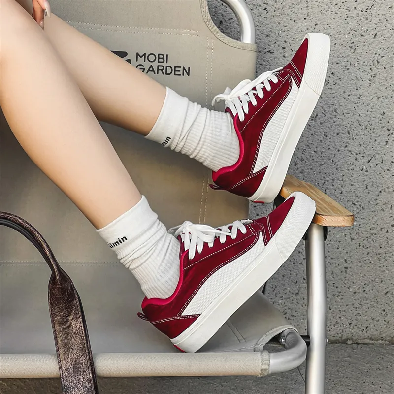 WJA Slip Resistant Cushioning Abrasion Resistant Lightweight Breathable Low Top Skateboard Shoes Unisex Burgundy-4