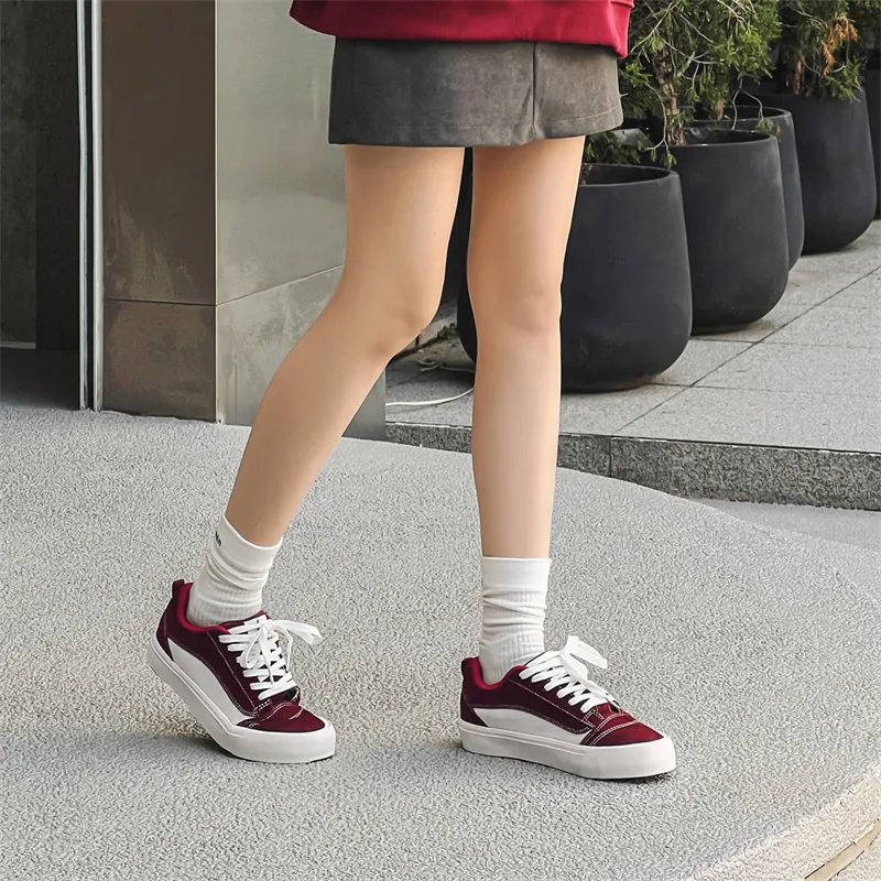 WJA Slip Resistant Cushioning Abrasion Resistant Lightweight Breathable Low Top Skateboard Shoes Unisex Burgundy-2