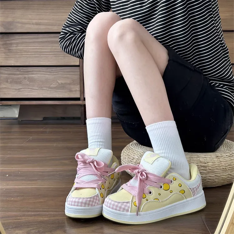 WJA Thermal, Slip Resistant, And Abrasion Resistant Coverage Low Top Skateboard Shoes Women's Bubbles Pink-8