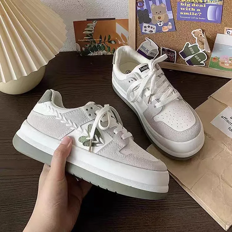 WJA Slip Resistant Shock Absorbers With Abrasion Resistant Properties Low Top Skateboard Shoes Women's-3