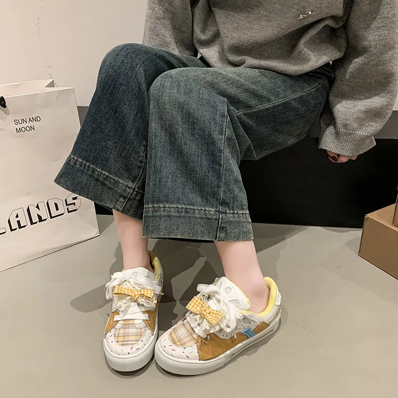 WJA Skateboard Shoes Women's Low Top Yellow-6