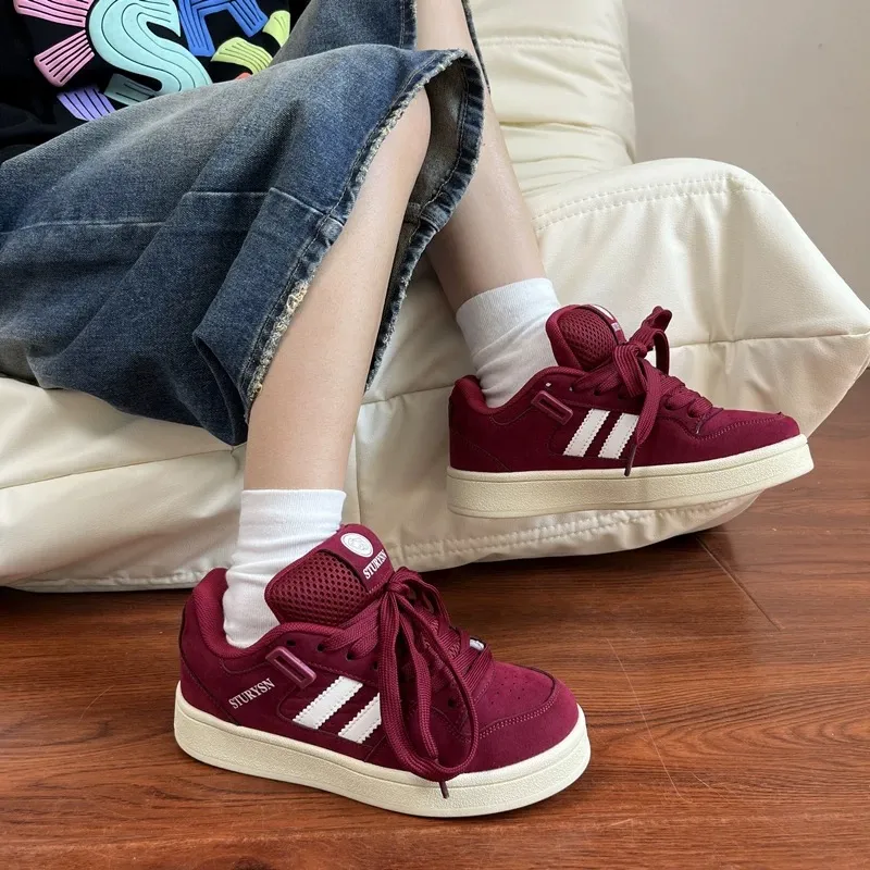 WJA Coverage Warm Anti Slip And Wear Resistant Lightweight Low Top Skateboard Shoes Women's Ancora Red-4