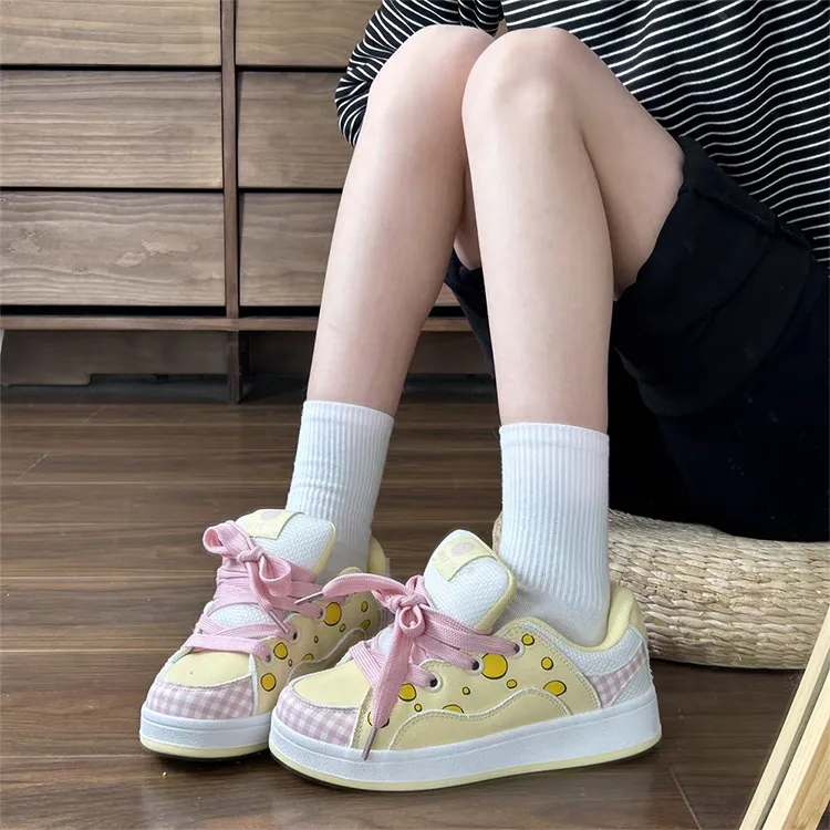 WJA Thermal, Slip Resistant, And Abrasion Resistant Coverage Low Top Skateboard Shoes Women's Bubbles Pink-9