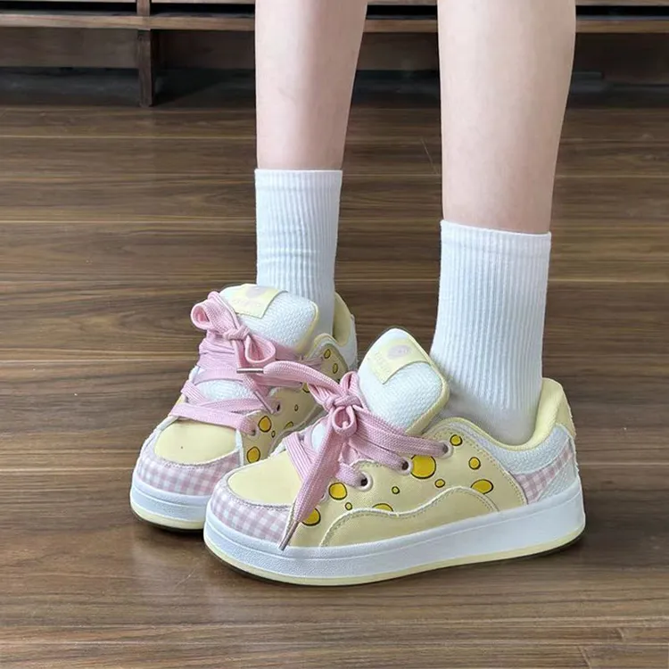 WJA Thermal, Slip Resistant, And Abrasion Resistant Coverage Low Top Skateboard Shoes Women's Bubbles Pink-1