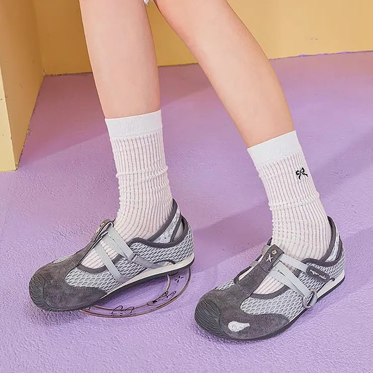 WJA Wear resistant, Lightweight, Breathable, And Non slip. Low Top Casual Shoes Women's-7