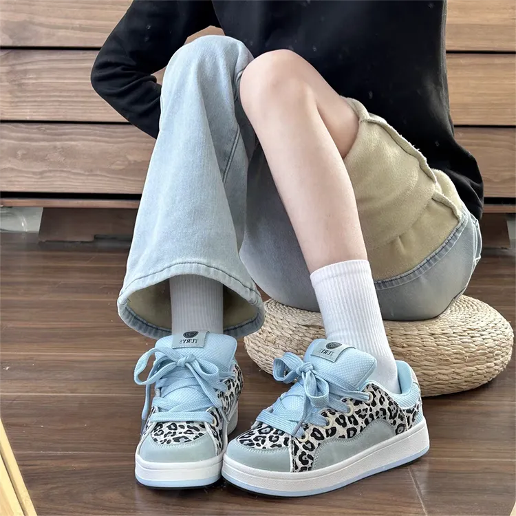 WJA Coverage Thermal Slip Resistant Cushioning Abrasion Resistant Lightweight Low Top Skateboard Shoes Women's Ice Blue-3