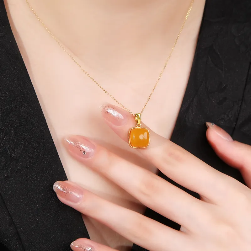 Tokai Family Beeswax Necklaces Women's-4