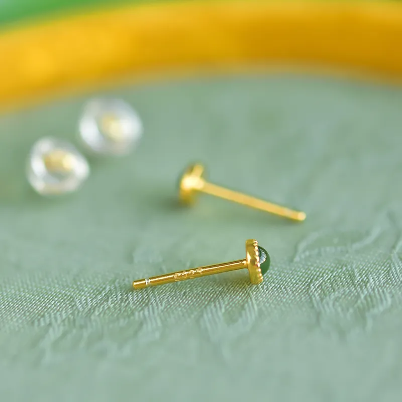 Tokai Family Ice Type Jadeite Stud Earrings Women's-2