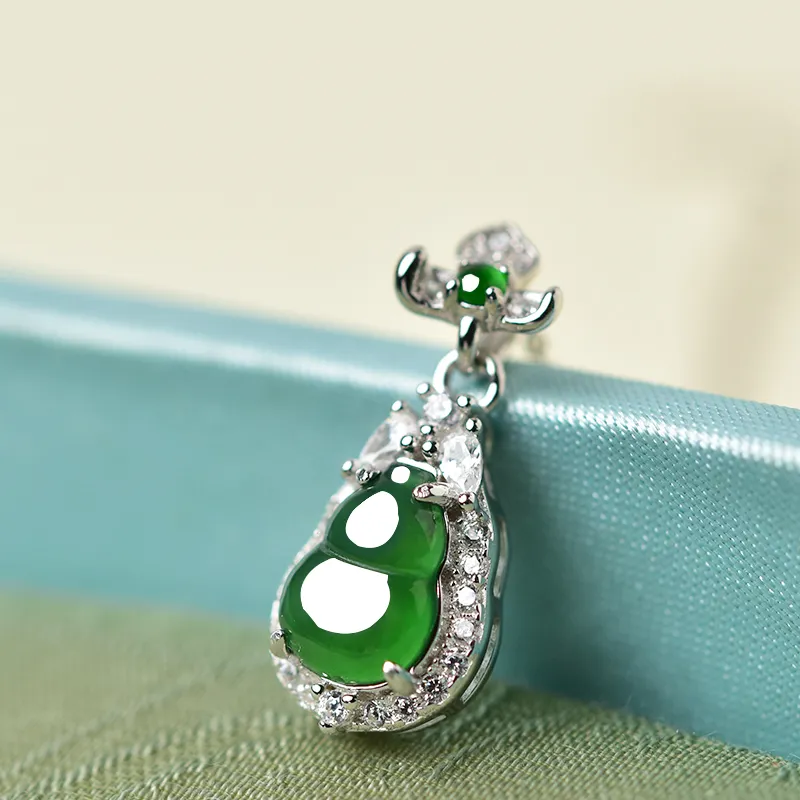 Tokai Family Ice Glutinous Jadeite Necklaces Women's-4