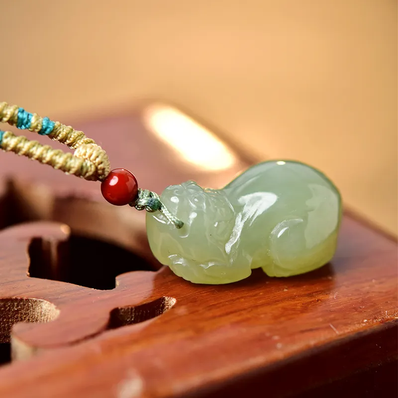 Tokai Family Hetian Jade Necklaces Pale Greenish White Jade Unisex-4